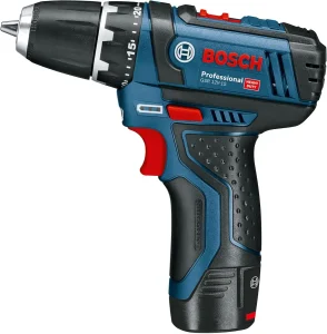 Test et Avis de la Bosch GSR 12V-15 : une perceuse-visseuse 12V ultra-compacte pour espaces exigus