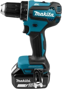 Test et Avis de la Makita DDF485RFJ : une visseuse brushless ultra-compacte et robuste