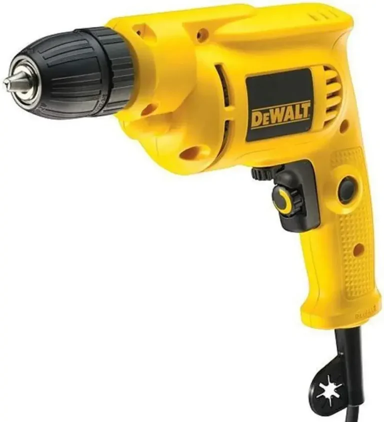 Test et Avis de la Dewalt DWD014S-QS : une perceuse filaire 550 W pour perçages légers professionnels et domestiques