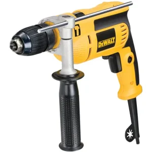 Test et Avis de la Dewalt DWD024-QS : une perceuse à percussion filaire 650W pour bricolage domestique occasionnel