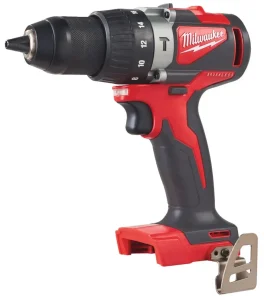 Test et Avis de la Milwaukee M18 BLPD2-0X : une perceuse 18V brushless qui combine puissance et compacité