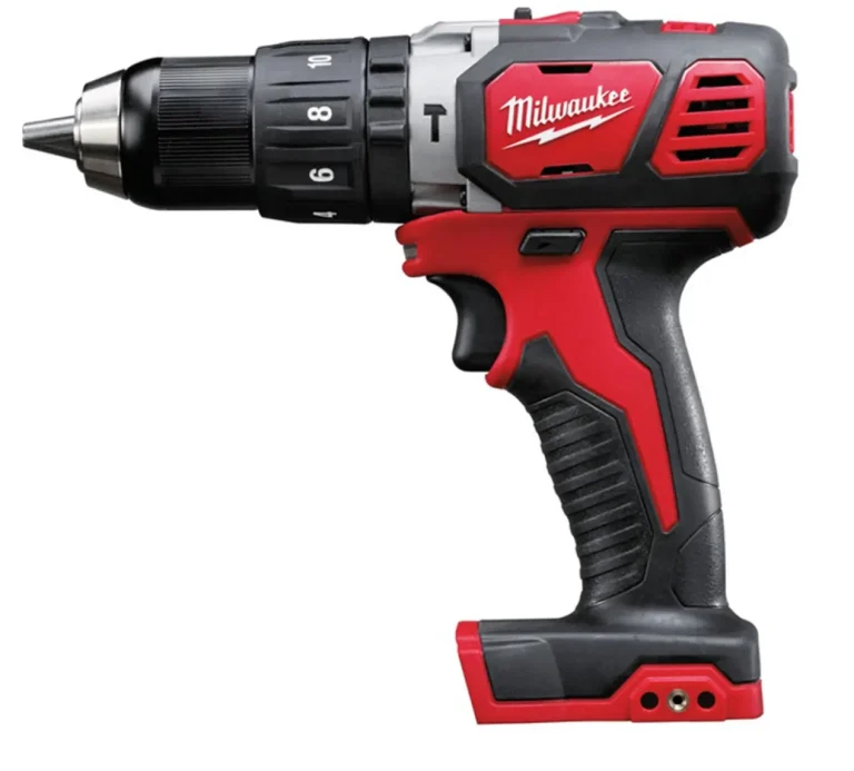 Test et Avis de la Milwaukee M18BPD-0 : une perceuse à percussion polyvalente pour le second œuvre